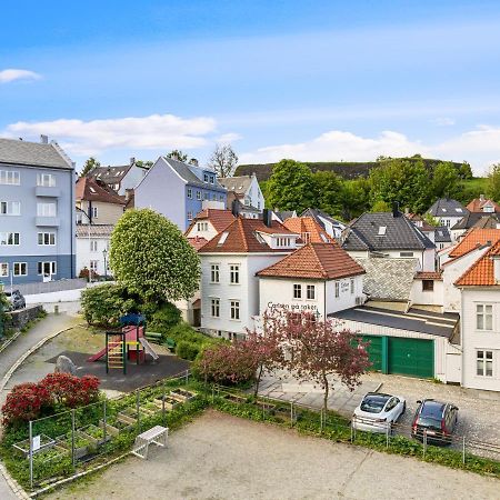 Behind Bryggen - Renovated - Budget Friendly Bergen Luaran gambar